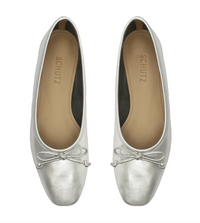 Schutz Arissa Metallic Leather Ballet Flat in Silver