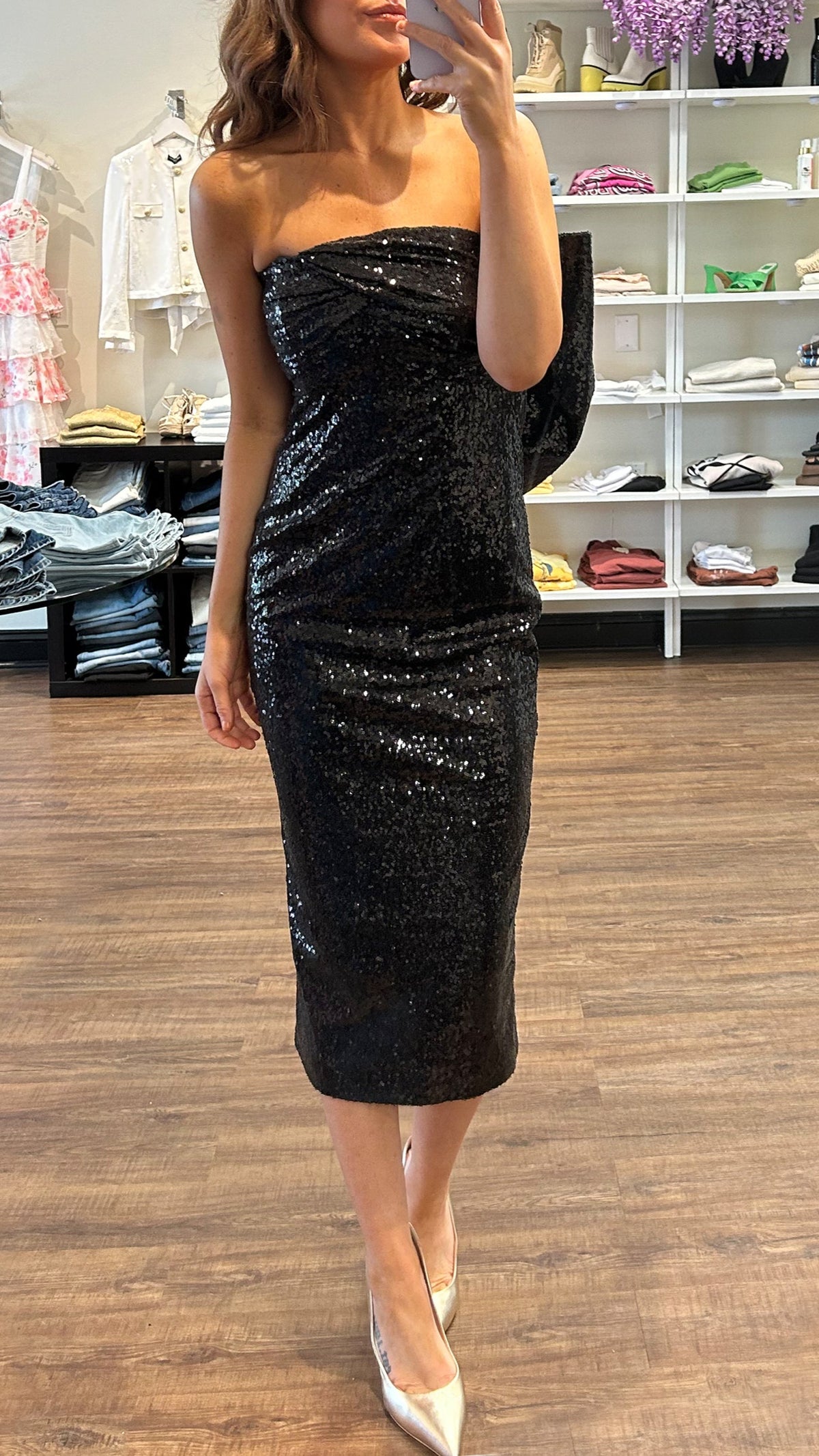 Toccin Loulou Sequined Bow-Back Midi-Dress in Black