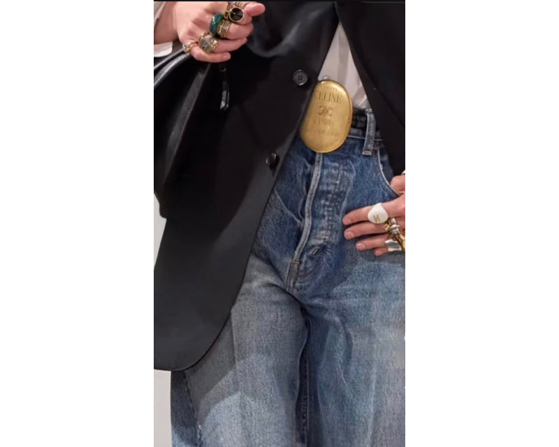 Newsletter: Should I Wear a Belt with This?