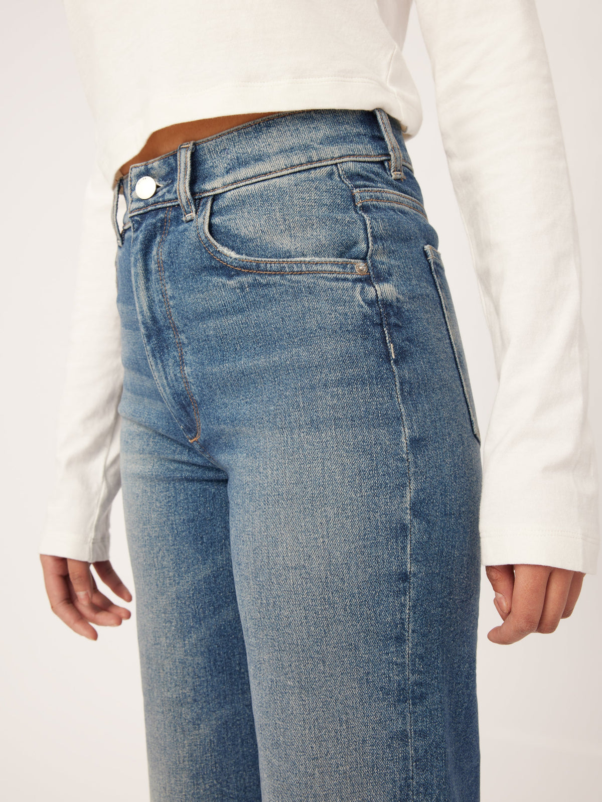 DL1961 Denim Hepburn Wide Leg High Rise Vintage 32" in East Lake