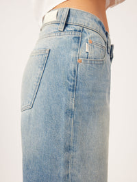 DL1961 Denim Ilia Barrel Low Rise Relaxed Vintage in Aged Mid