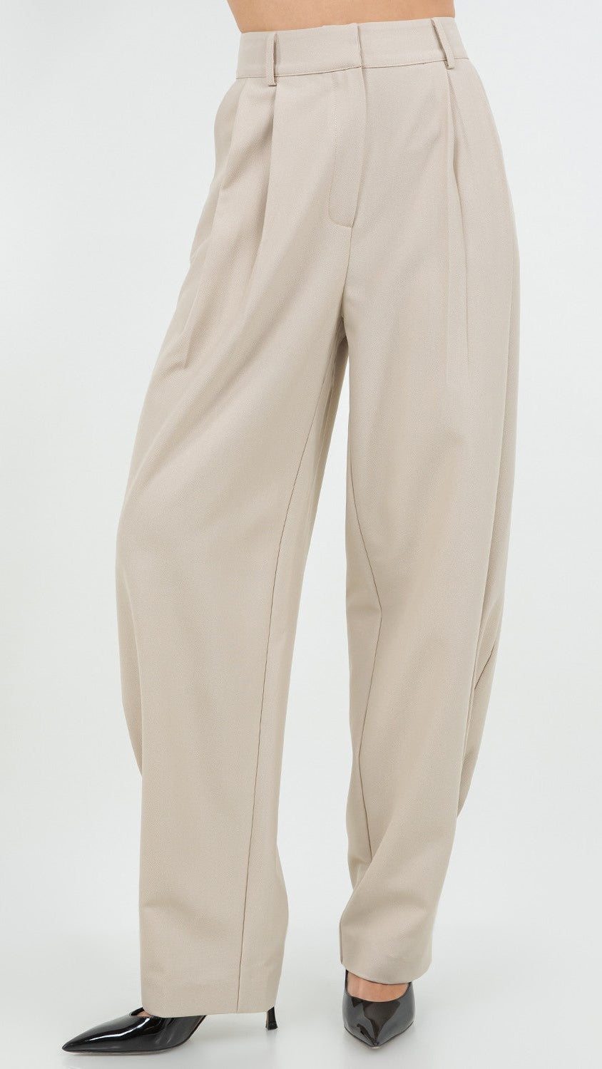 Suite201 Pleated Trousers with Tapered Leg in Beige