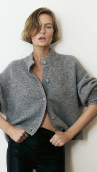 Frame The Cashmere Fleck Cardigan in Silver