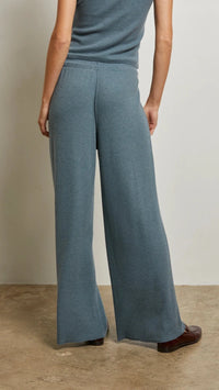 Perfect White Tee Maddie Waffle Sweatpants in Slate