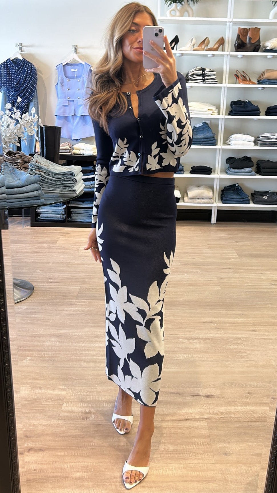 Misa Nanea Knit Cardigan Navy Flora