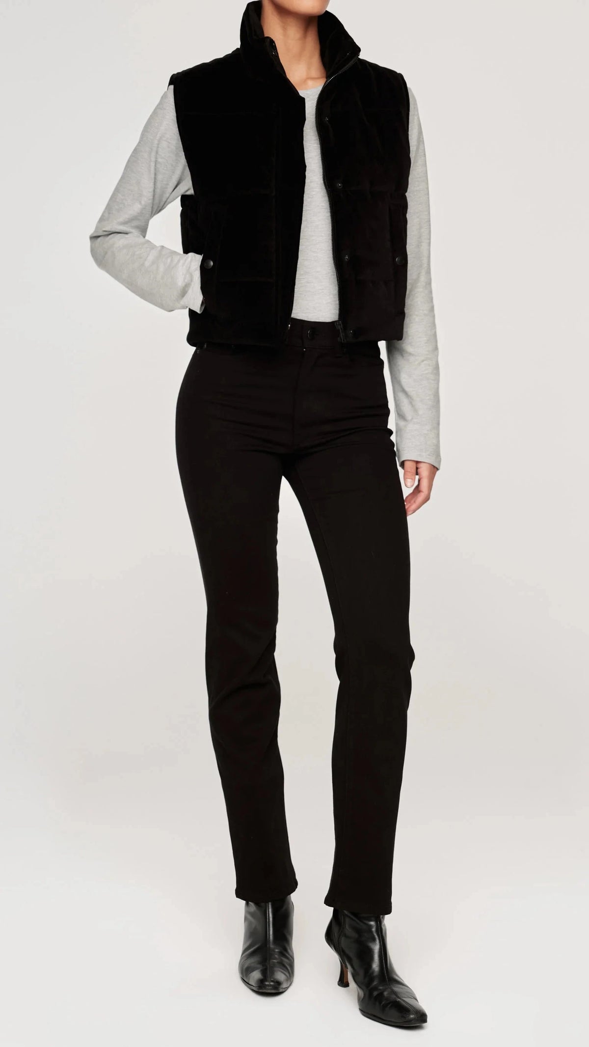 DL1961 Sleeveless Velvet Puffer Vest in Voodoo