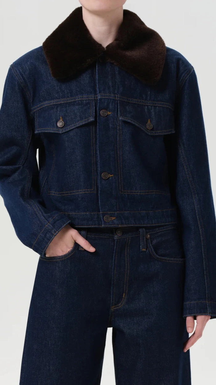 AGOLDE Walker Faux Fur Collar Denim Jacket in Rinse