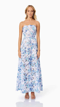 Elliatt Savannah Fitted Strapless Lace Dress In Blue