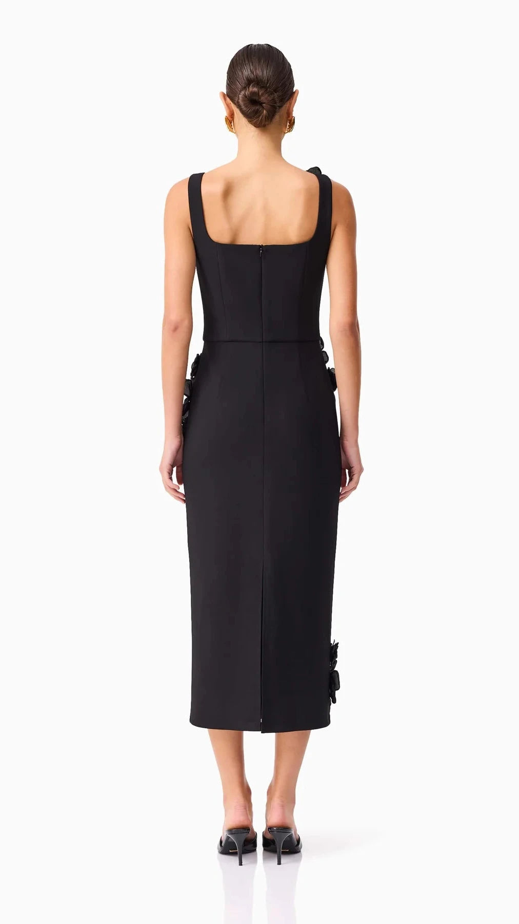 Elliatt Chantelle 3D Midi Dress in Black