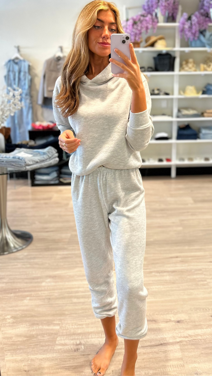 Perfect White Tee Stevie Sweatpants in Ash