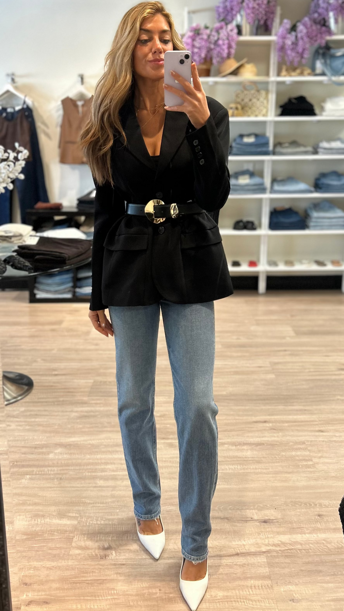 Line and Dot Ida Hourglass Blazer in Black