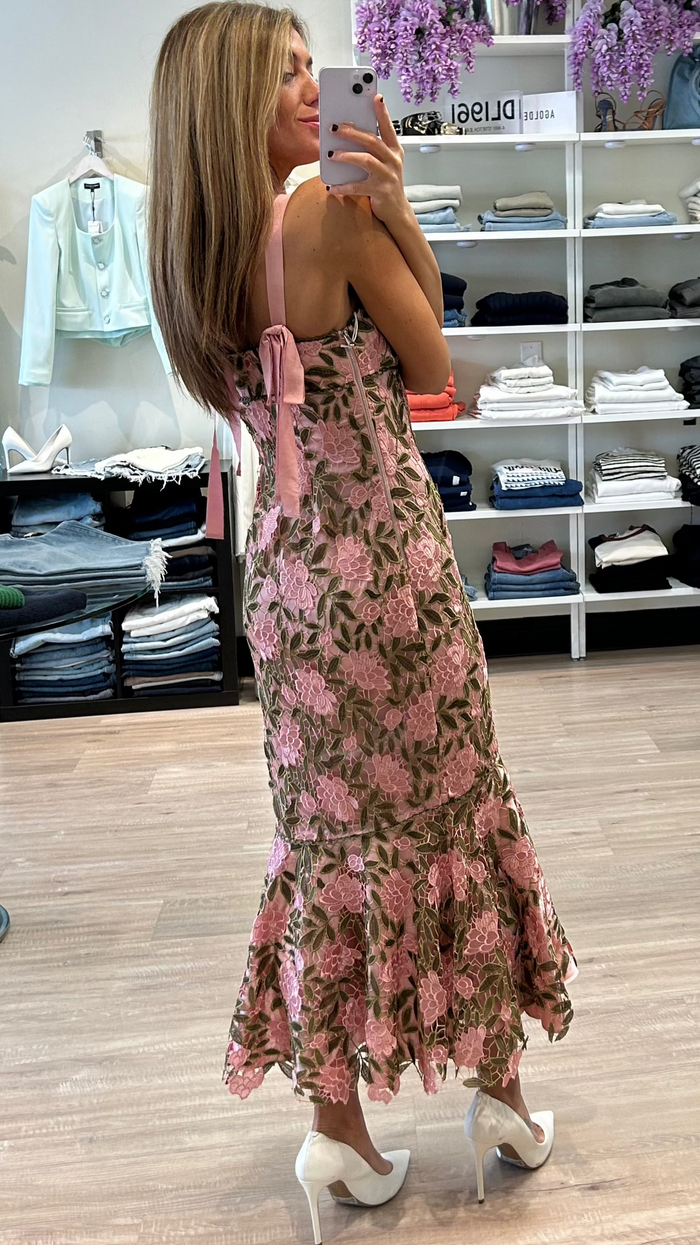 Saylor Sabella Rose Embroidery Midi Dress in Multi