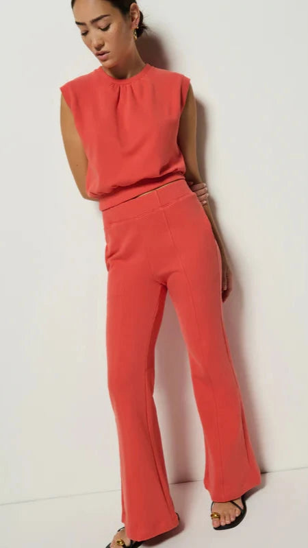 Nation LTD Billie Sleeveless Sweatshirt in Coral Kiss