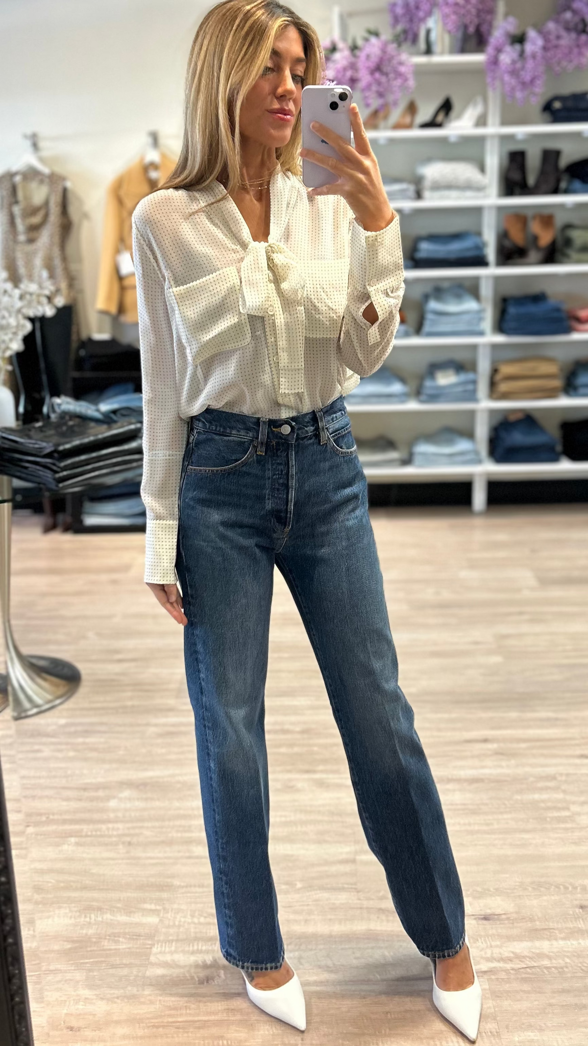 Frame the Vertical Denim in Logic