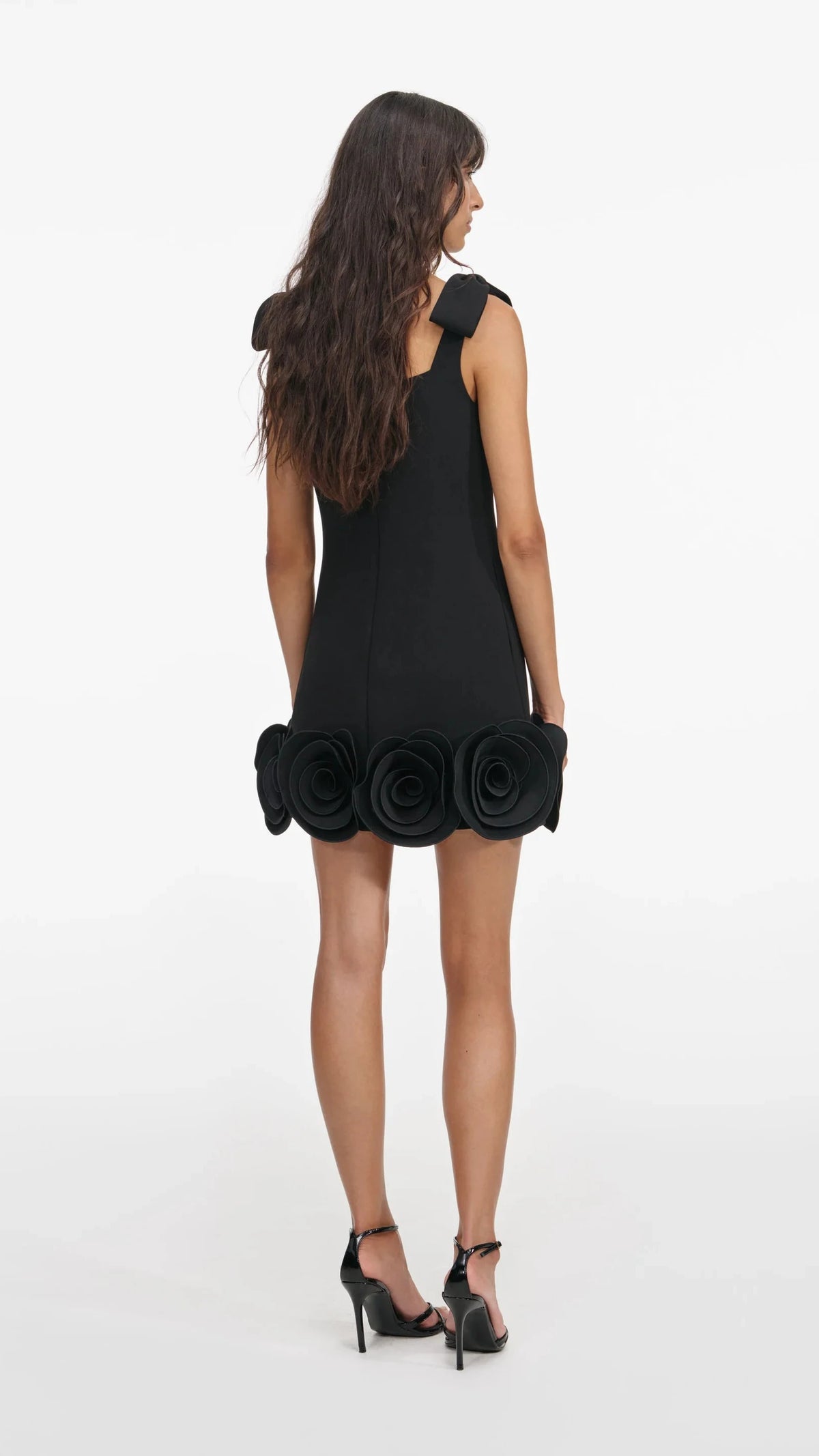 Self Portrait Crepe 3D Flower Mini in Black