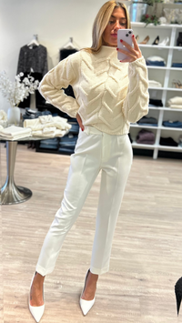 Frame The Cable Funnel Sweater in Cream