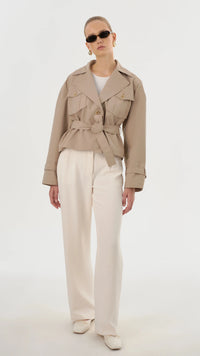Lamarque Quinn Short Trench in Khaki