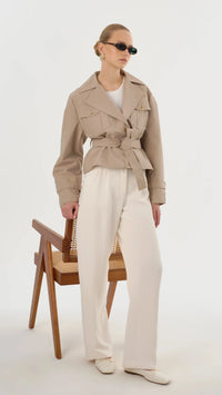 Lamarque Quinn Short Trench in Khaki