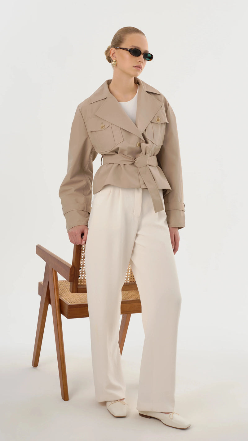 Lamarque Quinn Short Trench in Khaki