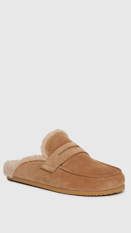 Paige Wynn Shearling Flat in Camel