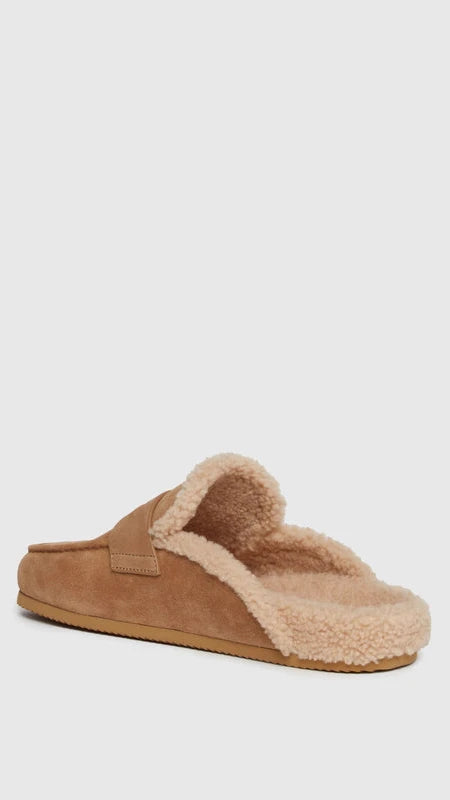 Paige Wynn Shearling Flat in Camel