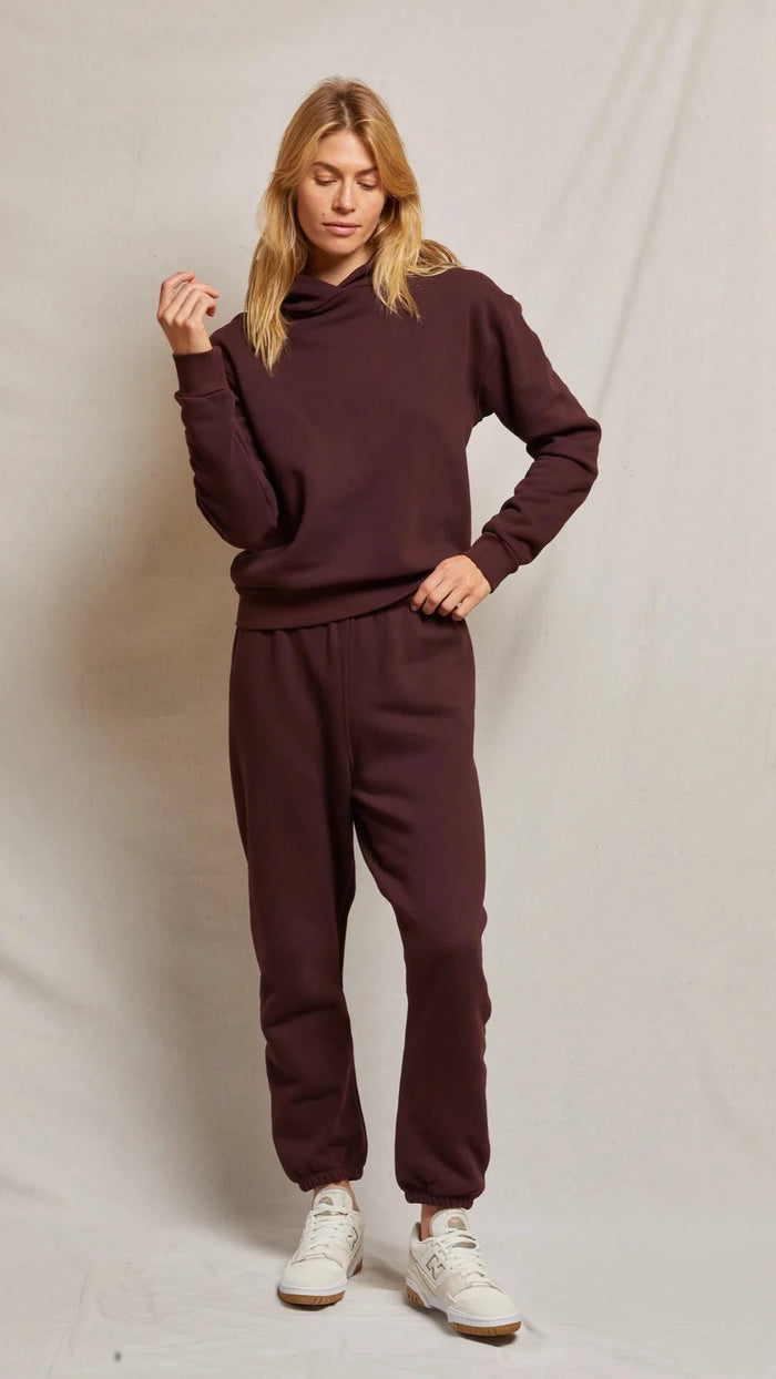 Perfect White Tee Stevie Sweatpants in Blackberry