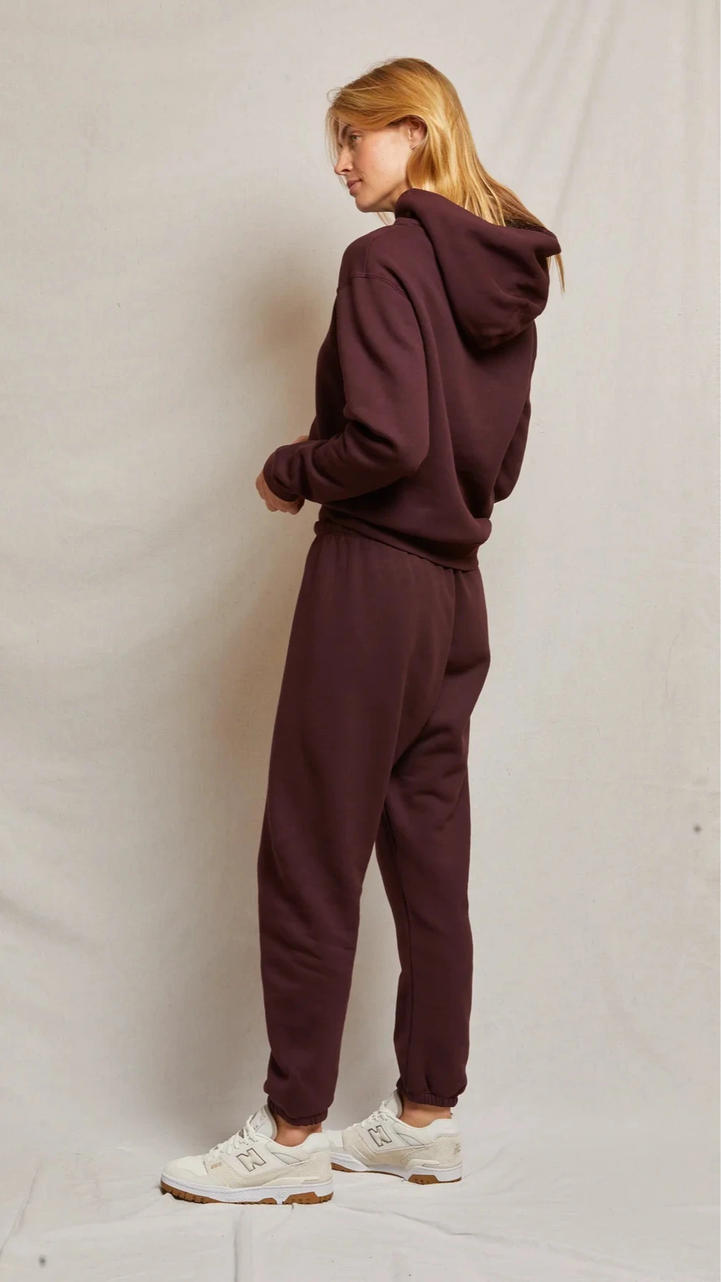 Perfect White Tee Heart Fleece Hoodie in Blackberry