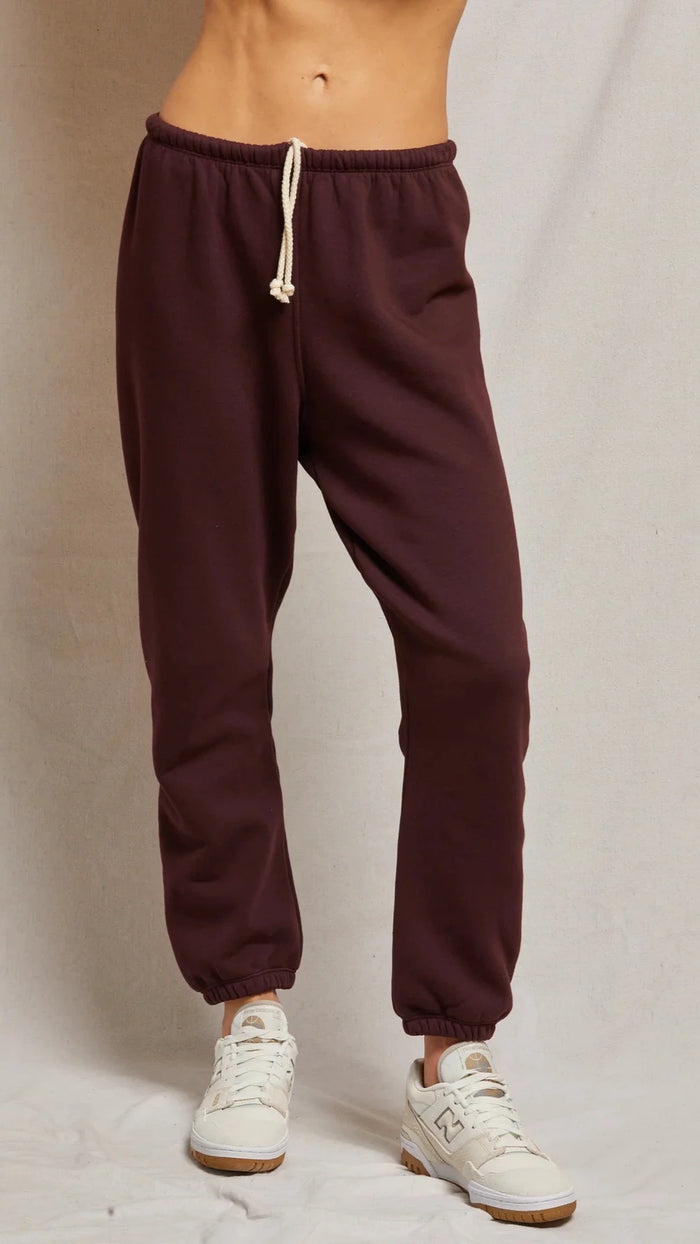 Perfect White Tee Stevie Sweatpants in Blackberry