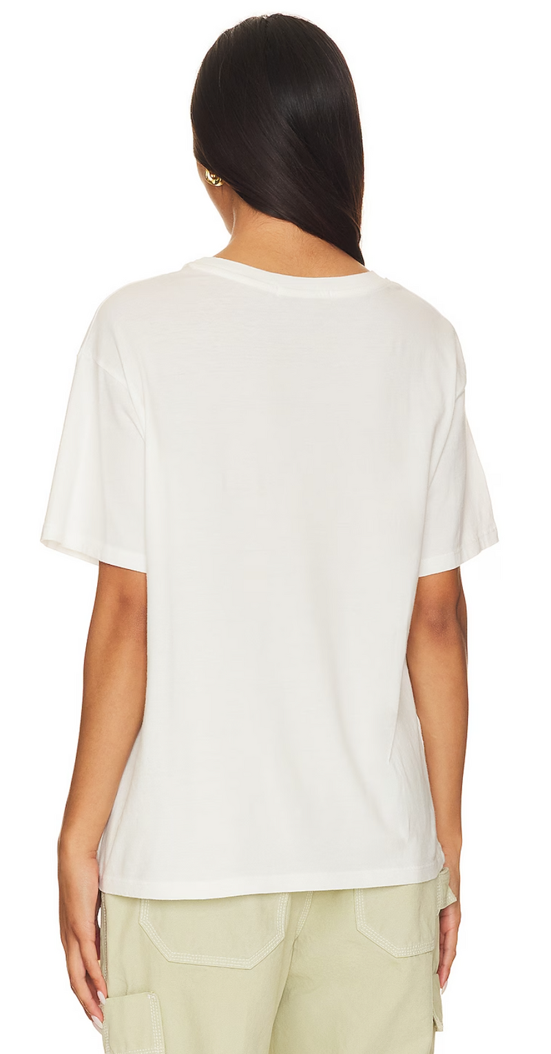 DAYDREAMER Willie Nelson BF Tee in White