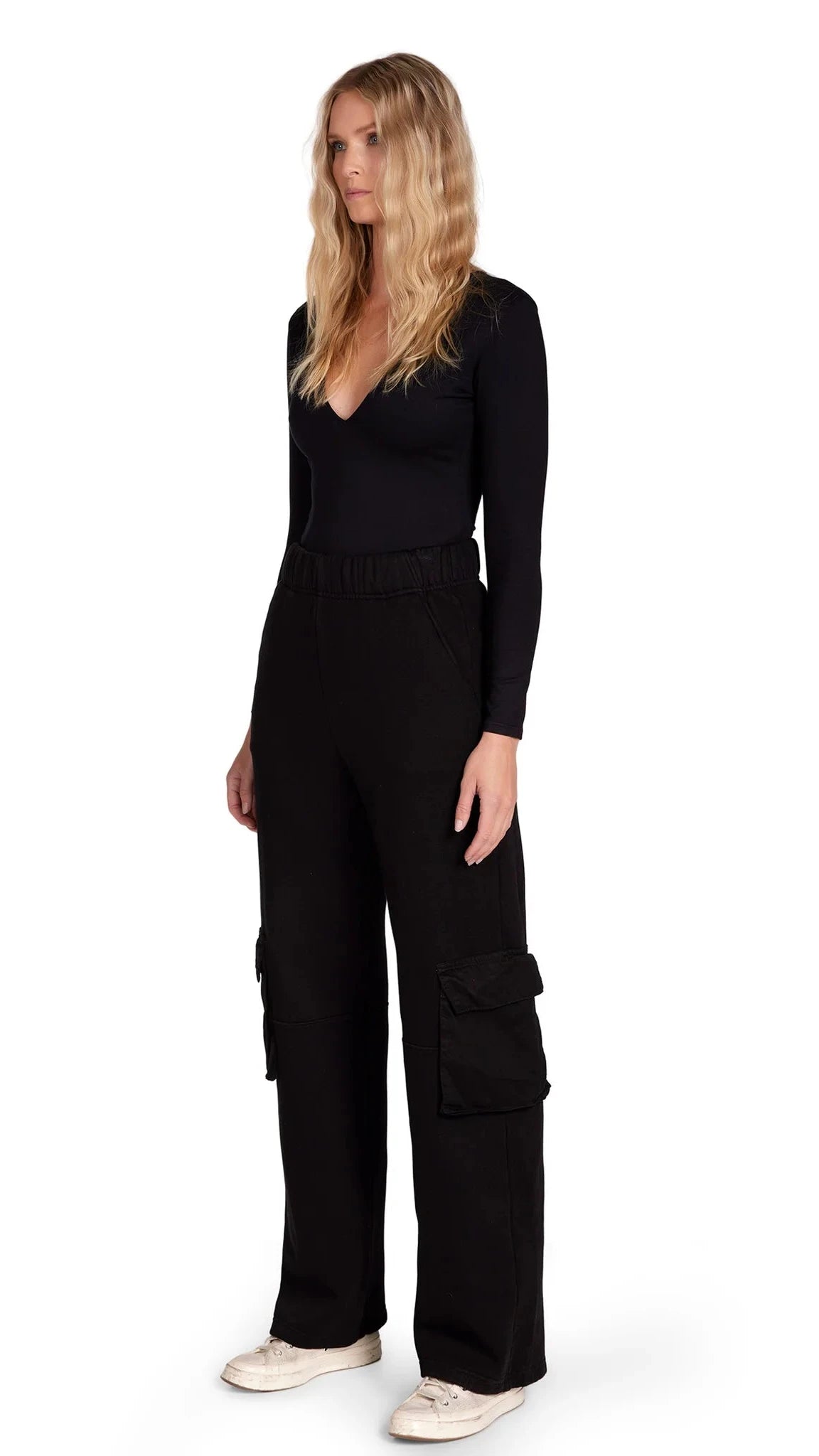 Les Tien Dan Deep Long Sleeve in Black