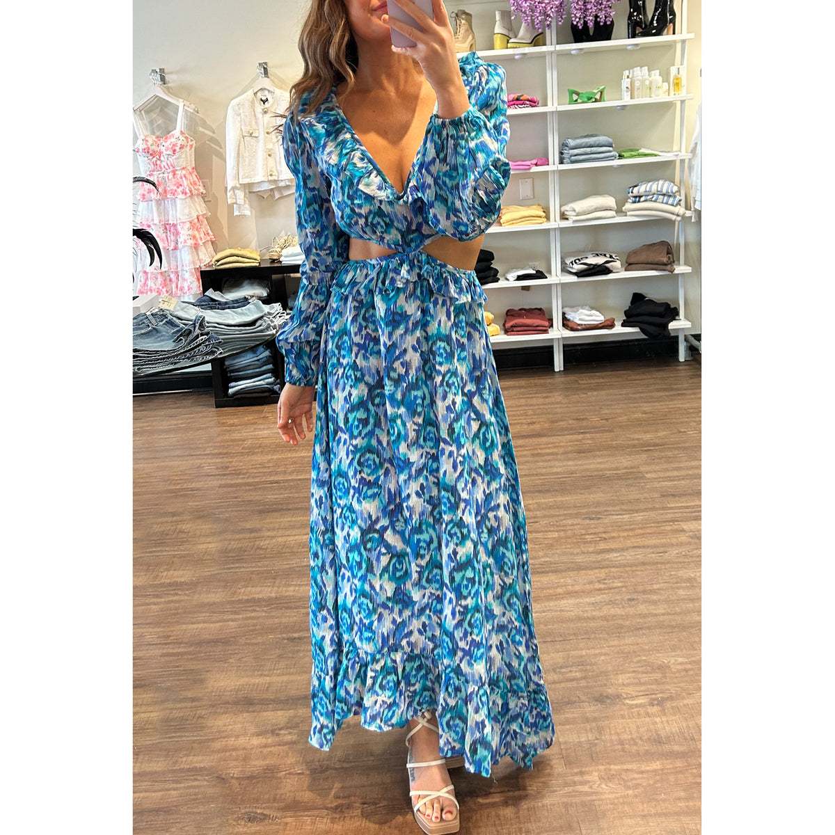 Allison New York Everly Long Sleeve Cutout Maxi Dress in Floral Haze