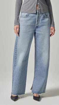 Citizens of Humanity Ayla High Rise Split Hem Jean in Mojave