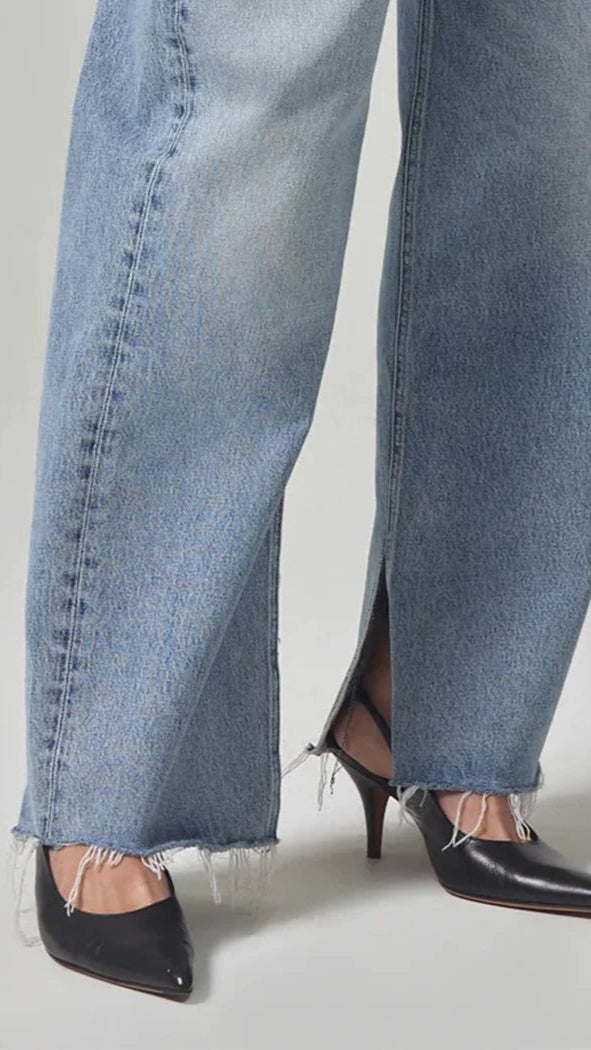 Citizens of Humanity Ayla High Rise Split Hem Jean in Mojave