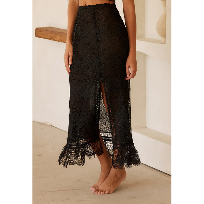 BTB Los Angeles Cordelia Lace Skirt in Black