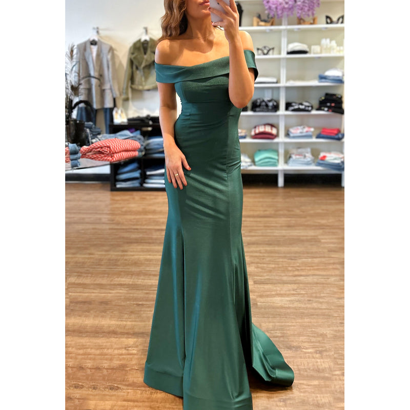 CD Off The Shoulder Gown in Emerald