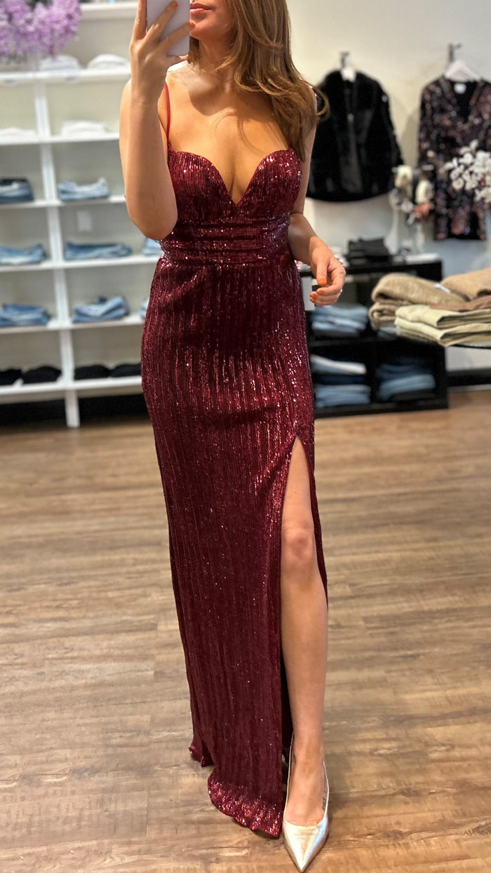 CD Glitter Sequin Gown in Burgundy