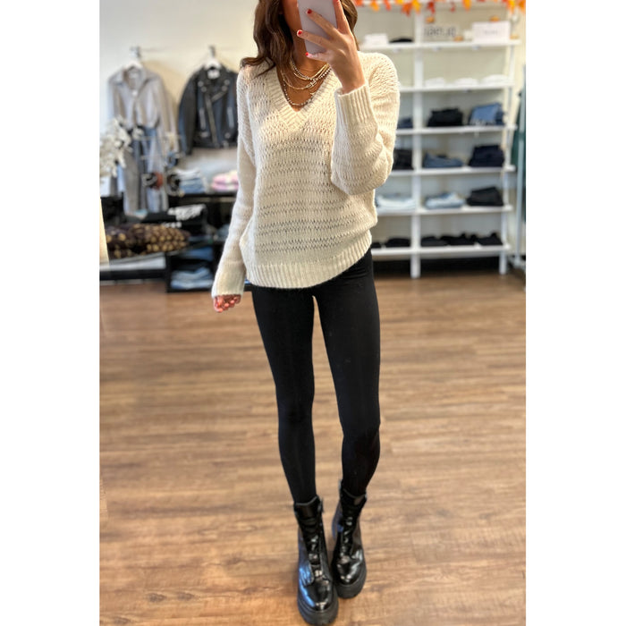 Naadam Alpaca-Blend Open Stitch V-Neck Sweater in White
