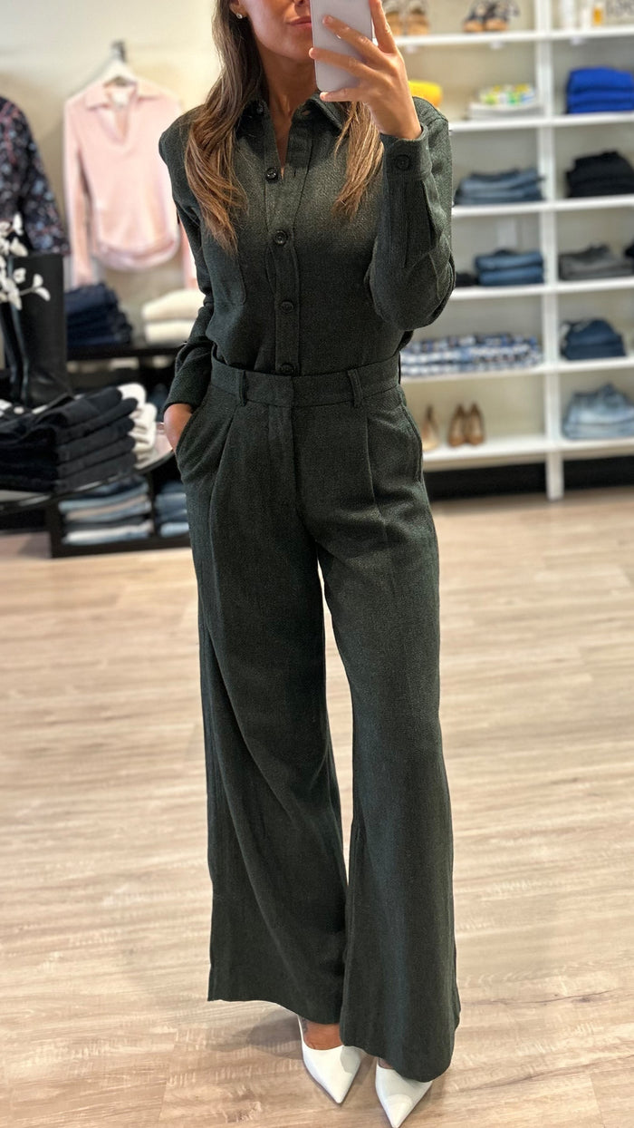 DL1961 Denim Hepburn Wide Leg High Rise Pleated 32" Pant in Evergreen