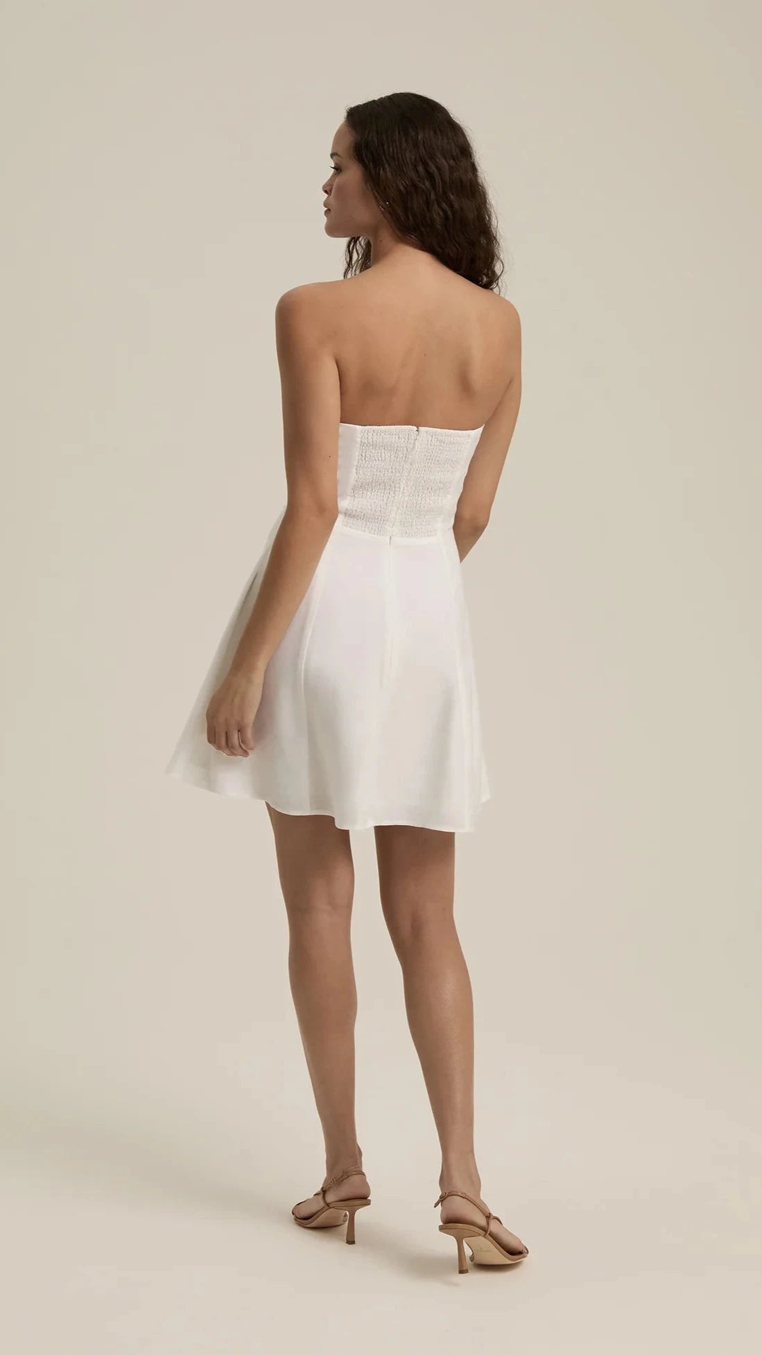 Favorite Daughter The Favorite Strapless Mini Linen Dress in Bright Wh Suite 201 Favorite Daughter The Favorite Strapless Mini Linen Dress in Bright Wh Suite 201
