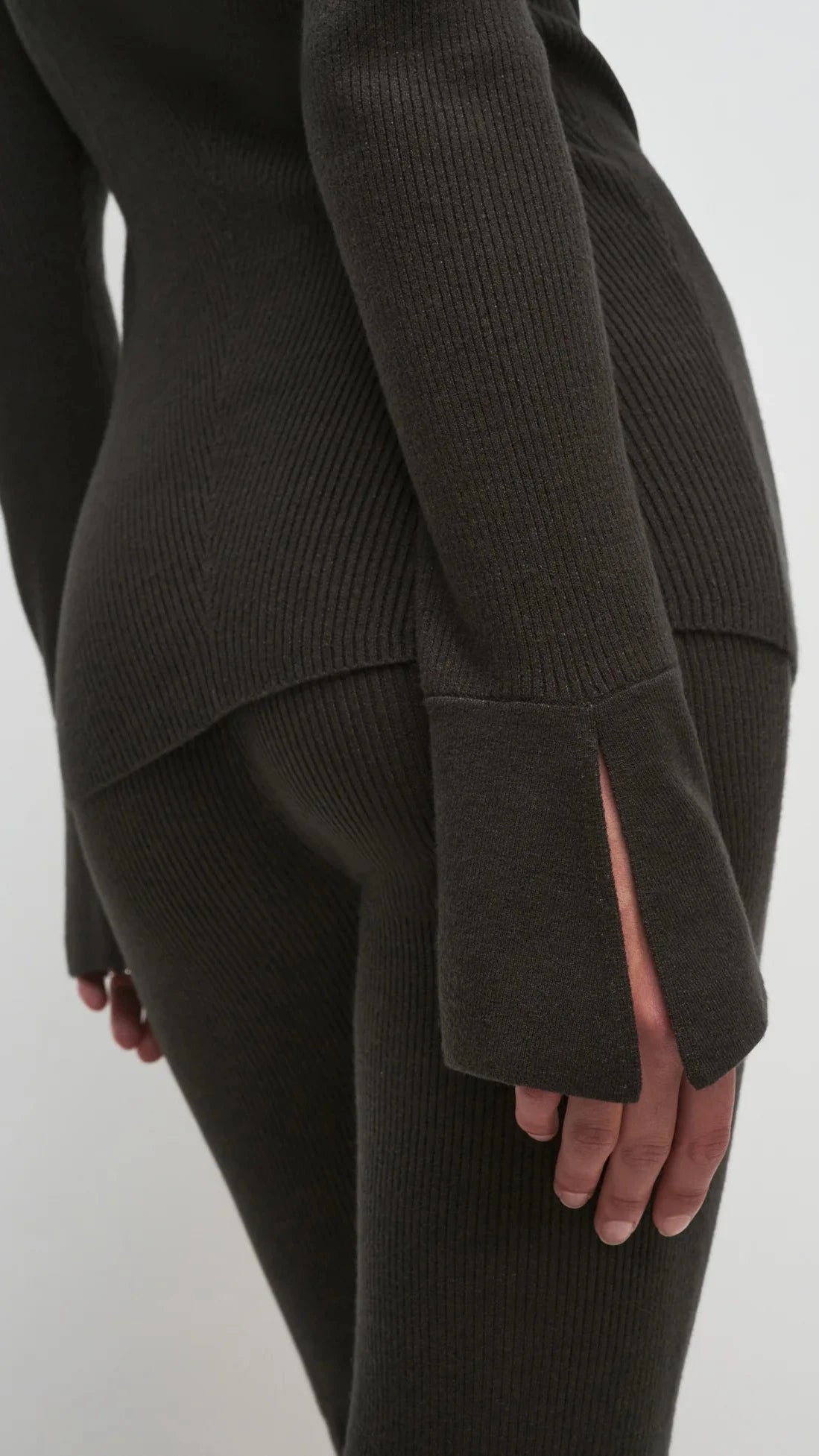 Favorite Daughter The Runway Top in Charcoal