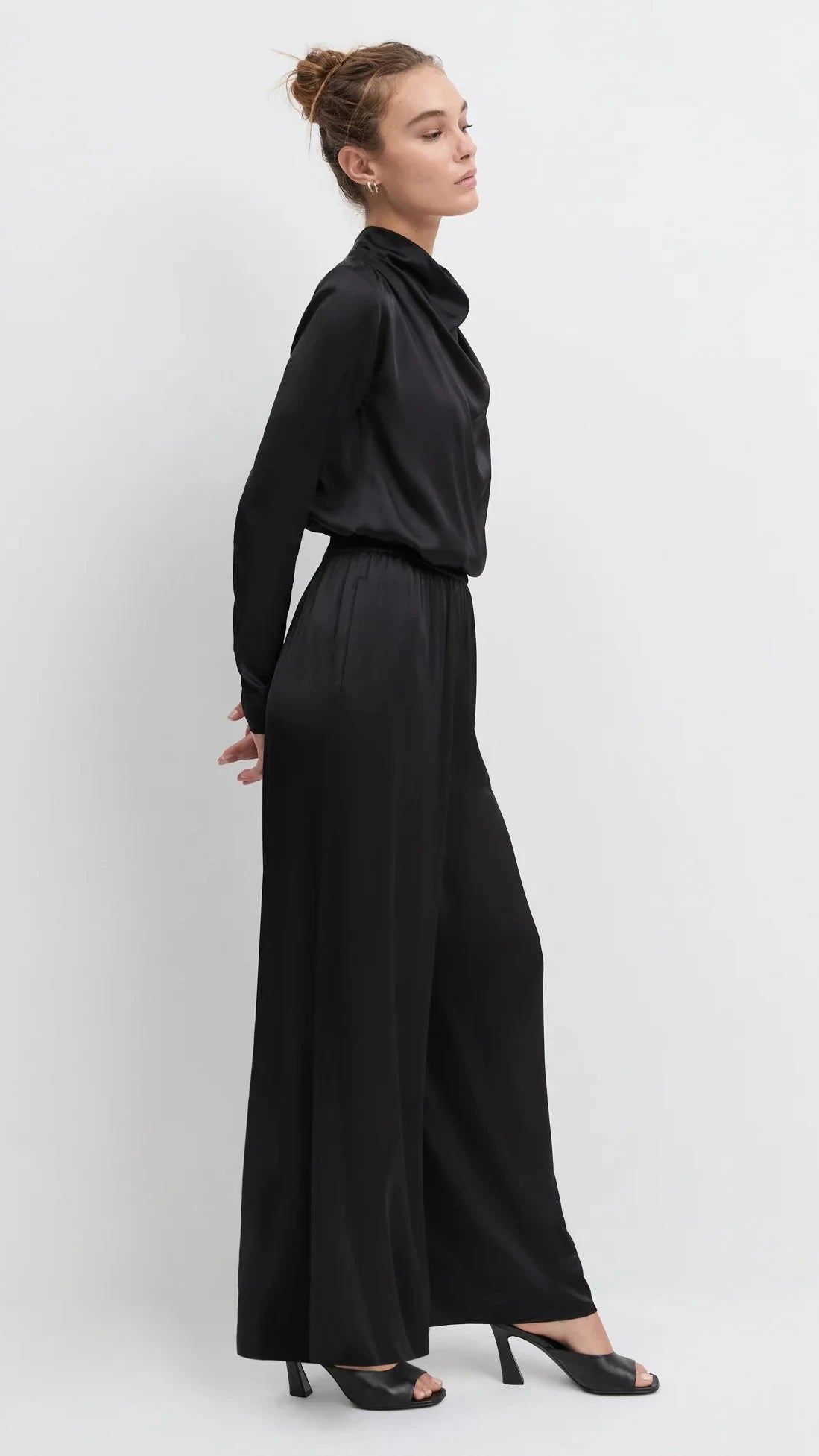 Favorite Daughter Tribeca Pant in Black