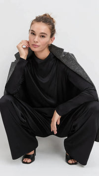 Favorite Daughter The Long Sleeve Alice Top in Black