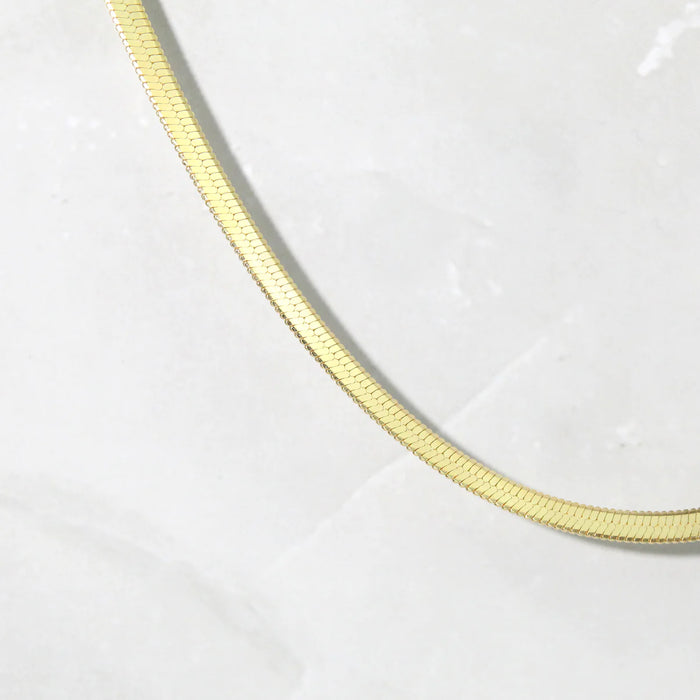 Samfa Style 2MM Herringbone Necklace in Gold