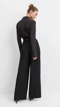 Favorite Daughter The Power Play High Rise Pant in Black