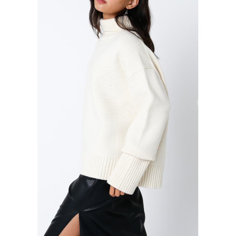 Mckenna Turtle Neck Sweater in Ivory