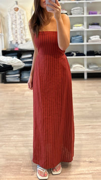 Olivaceous Stacy Strapless Linen Maxi Dress in Scarlet