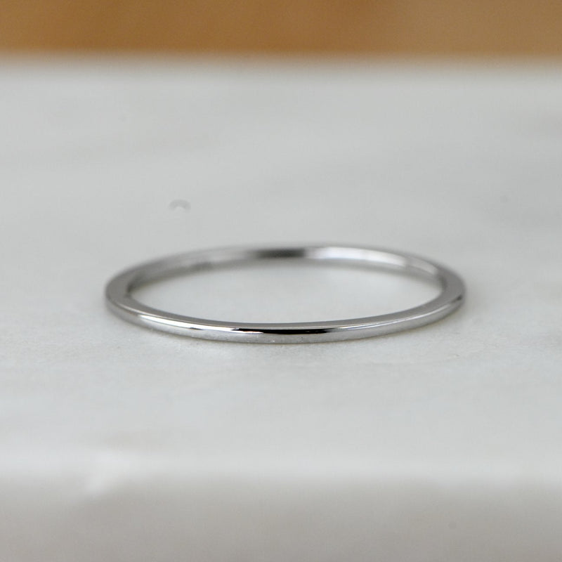 Samfa Style Aria Simple Band Ring in Silver