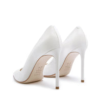 Schutz Lou Pump in White