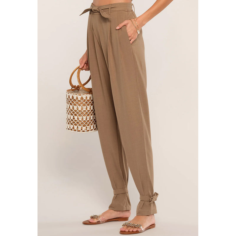 Heartloom Declan High Rise Pant in Taupe
