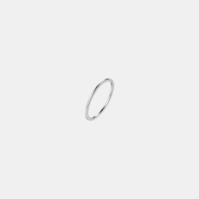 Samfa Style Aria Simple Band Ring in Silver